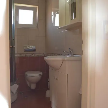 Apartament Latin 1 *